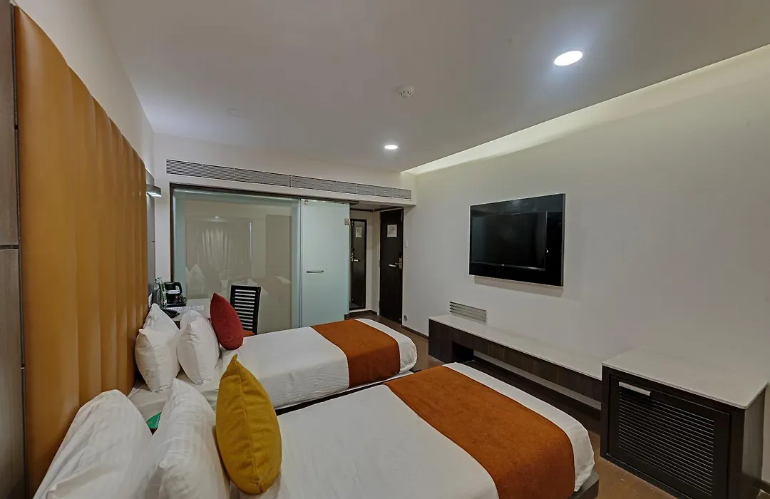 Comfort Inn Metropolis-1