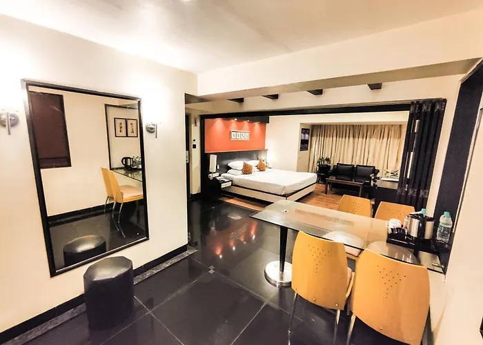 Spa Hotel: Ramee Guestline Hotel Khar